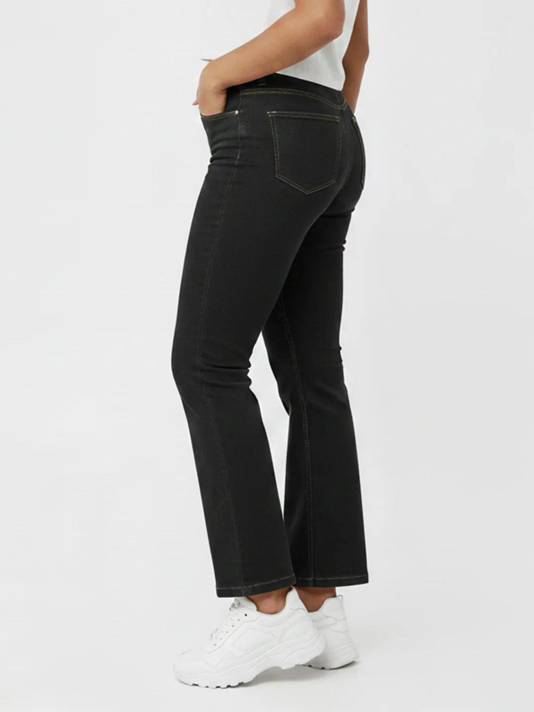 Women Grey High-Rise Mini Flare Jeans - Image 7
