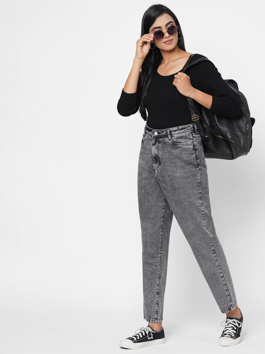 Women Grey High-Rise Mom Fit Jeans - Image 2