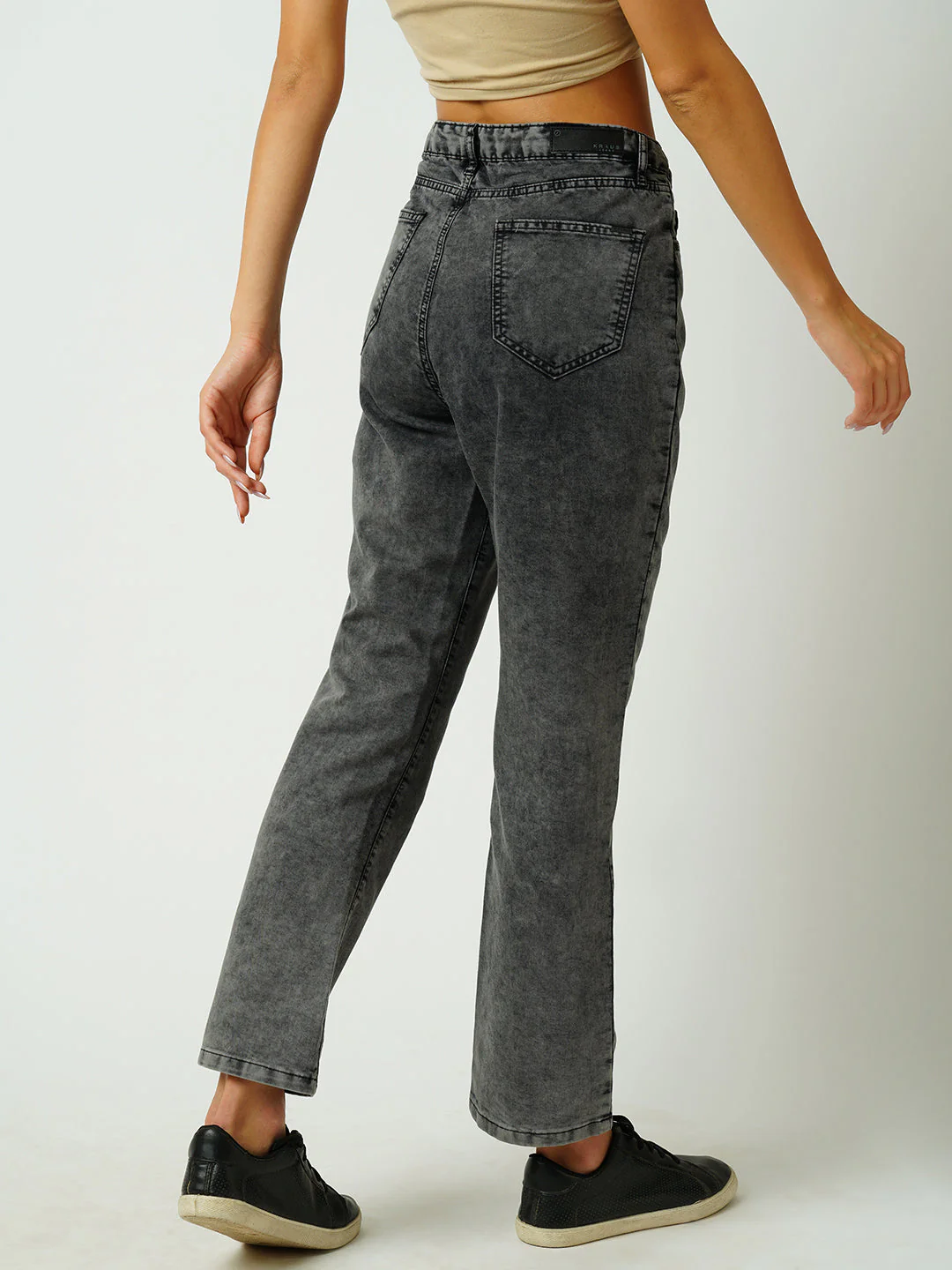 Women Grey High-Rise Relaxed Straight Fit Jeans - Image 3