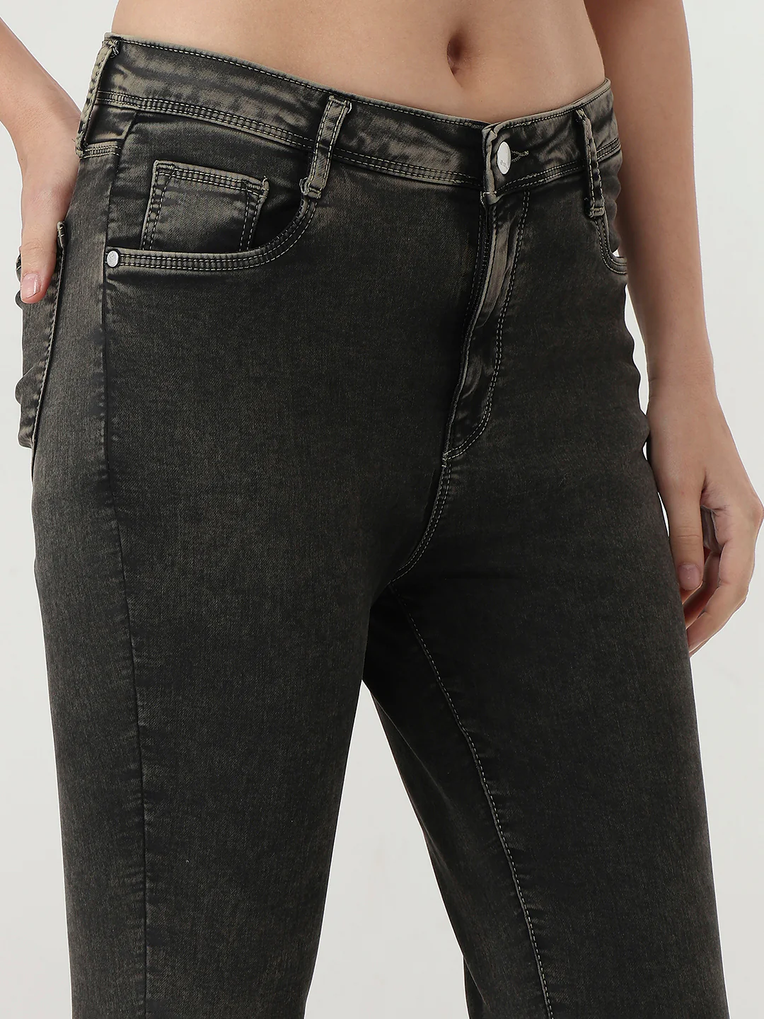 Women Grey High-Rise Skinny Jeans - Image 6