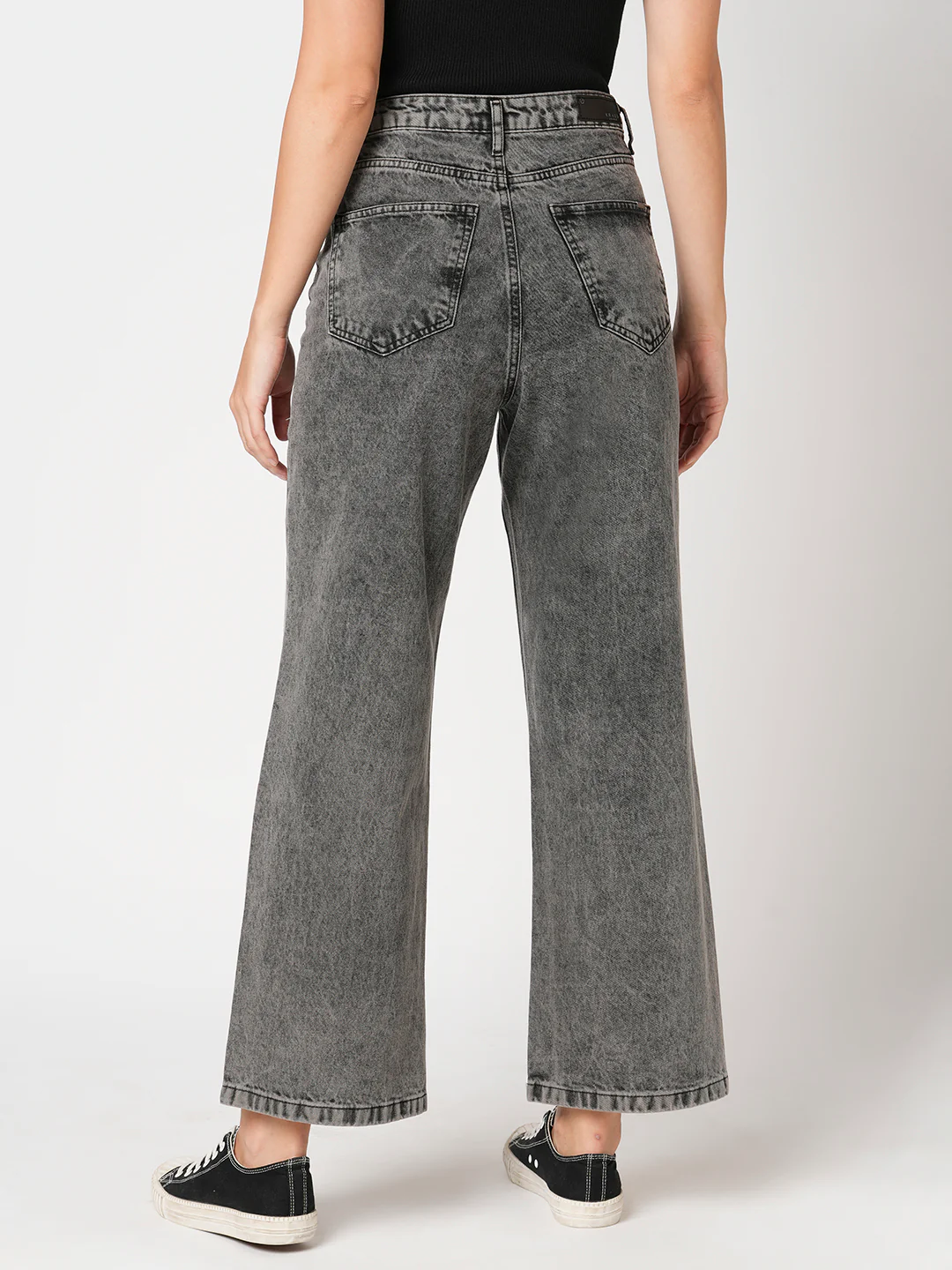 Women Grey High-Rise Wide Leg Jeans - Image 3