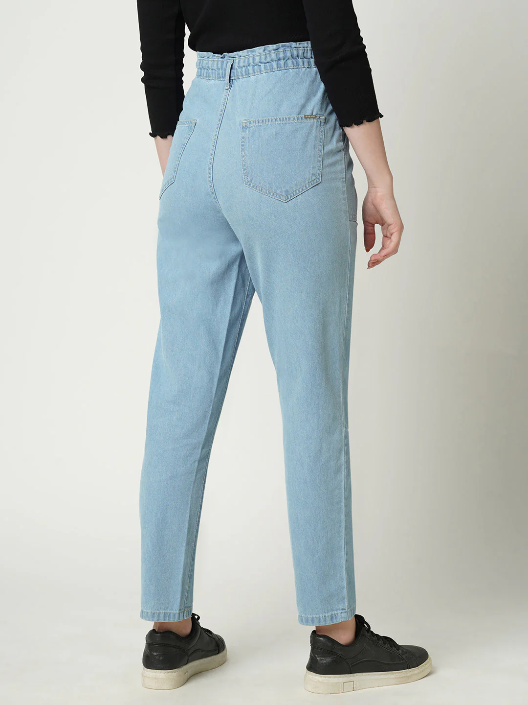 Women High-Rise Baggy Fit Jeans - Image 3