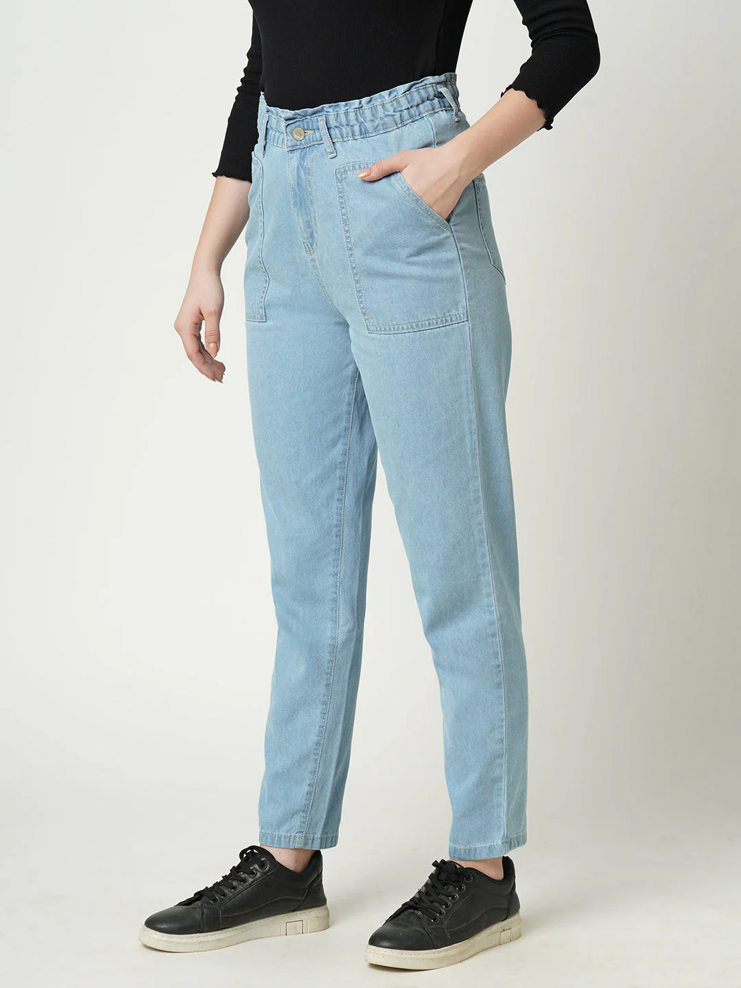 Women High-Rise Baggy Fit Jeans - Image 4