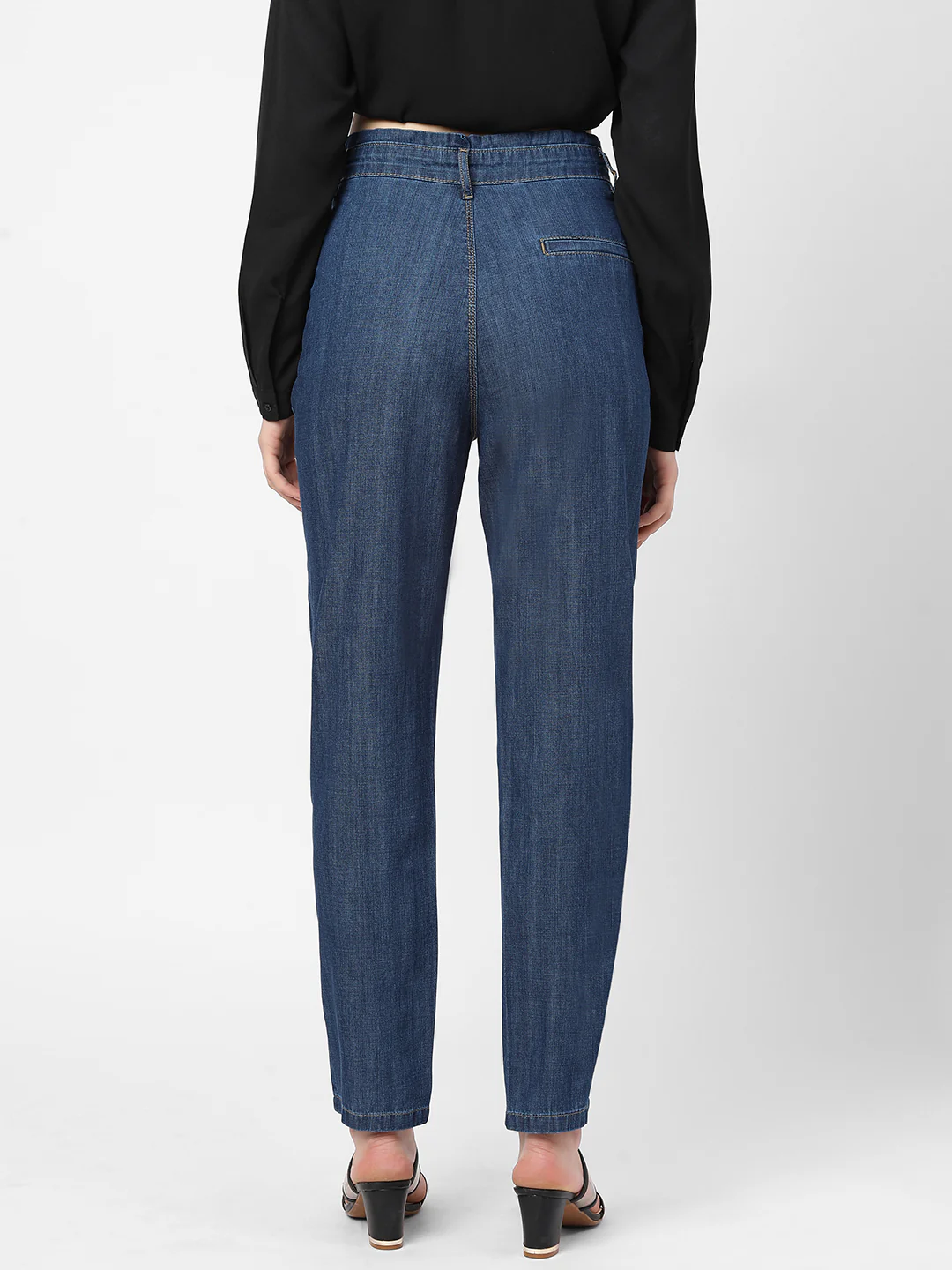 Women High-Rise Baggy Fit Jeans - Image 3