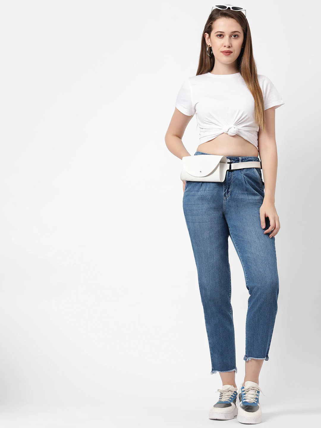 Women High-Rise Baggy Fit Jeans - Image 4