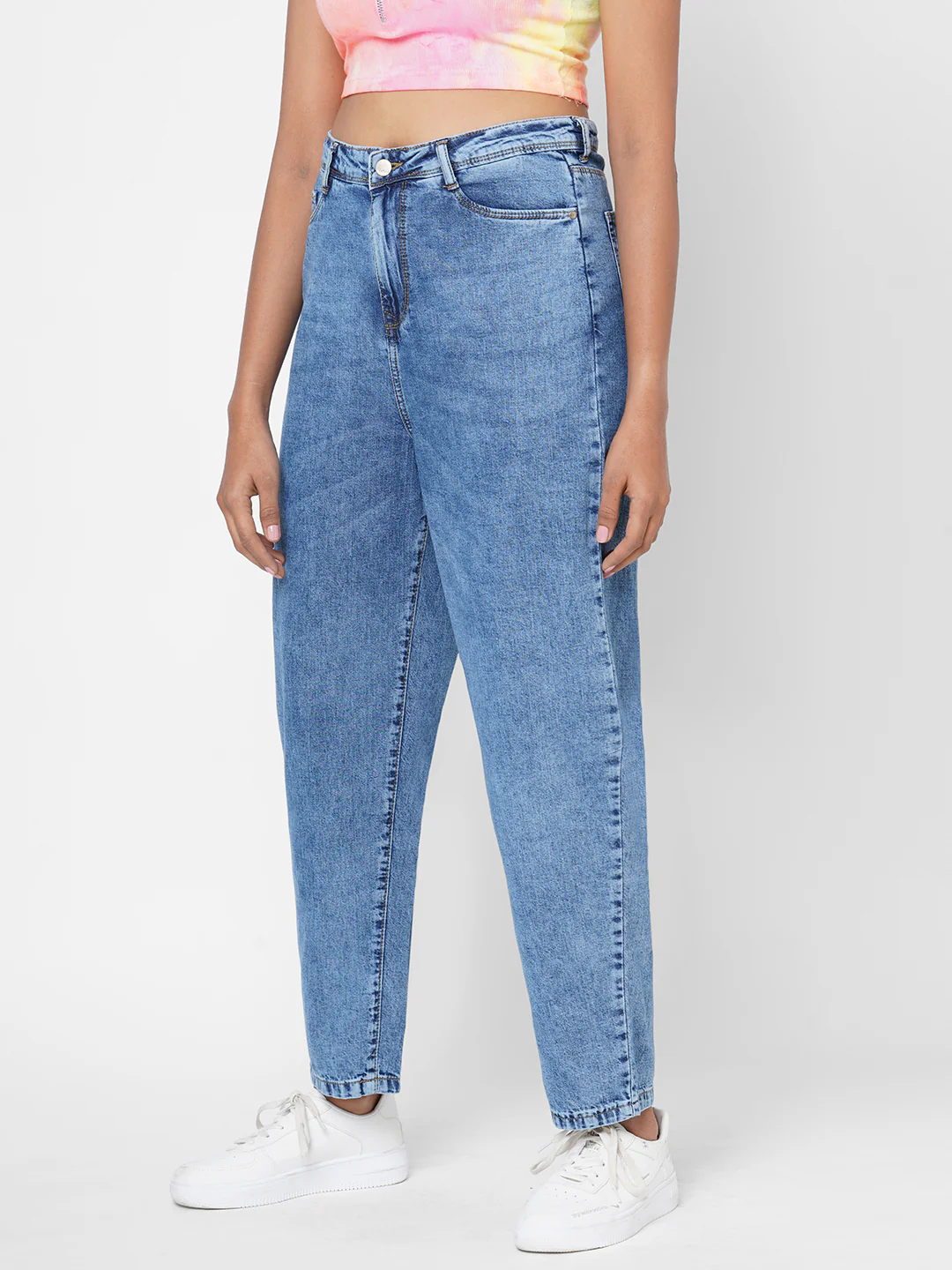 Women High-Rise Balloon Fit Jeans - Image 5
