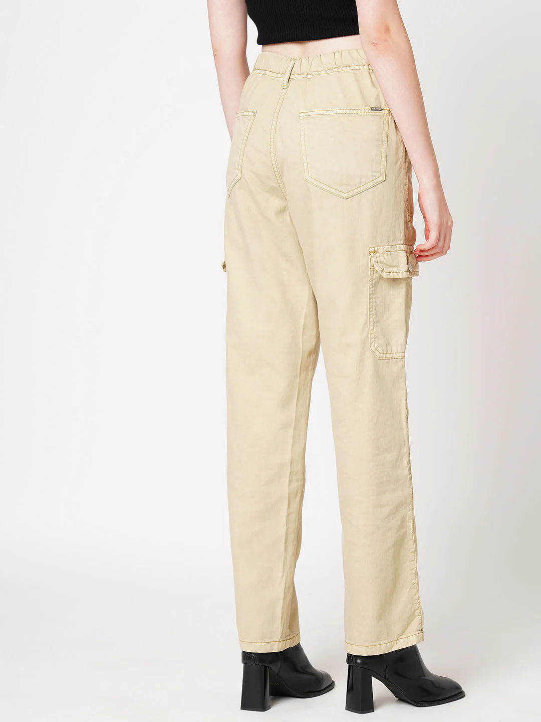 Women High-Rise Cargo - Image 3