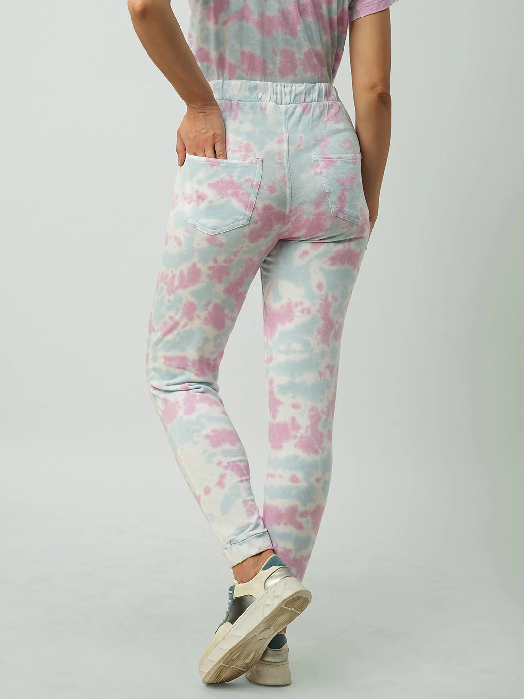 Women High-Rise Comfort Fit Joggers - Image 3