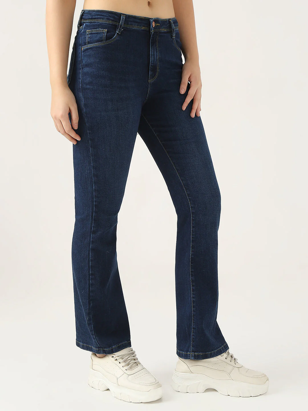 Women High-Rise Flare Jeans - Image 4