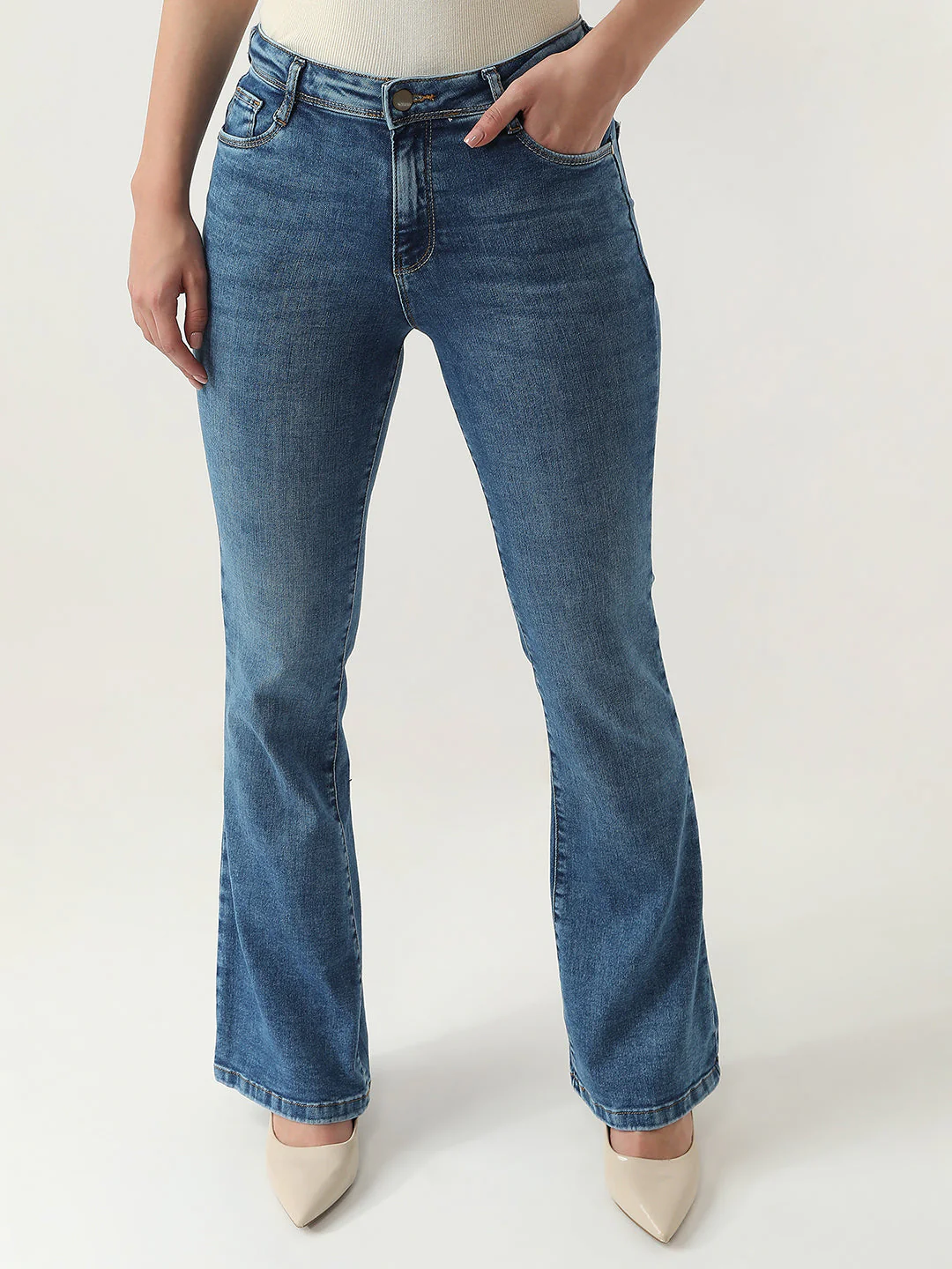 Women High-Rise Flare Jeans - Image 2