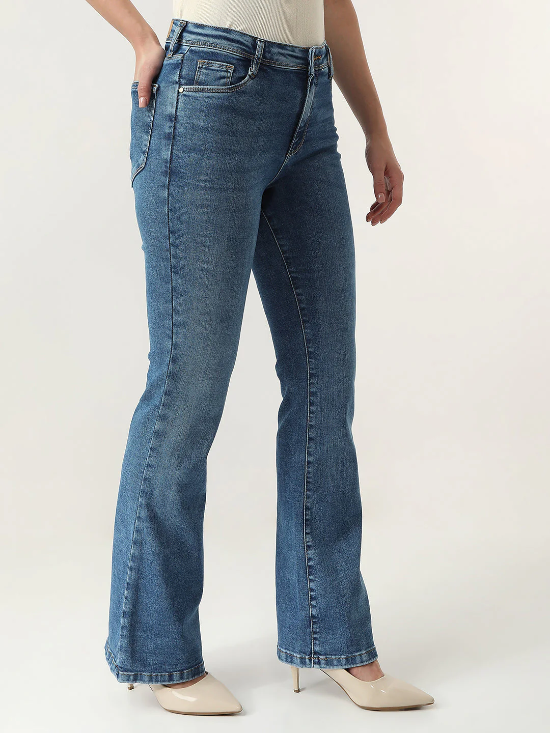 Women High-Rise Flare Jeans - Image 4