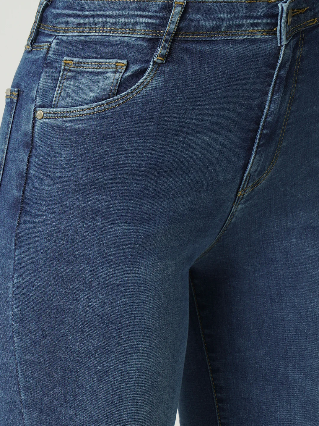 Women High-Rise Flare Jeans - Image 5