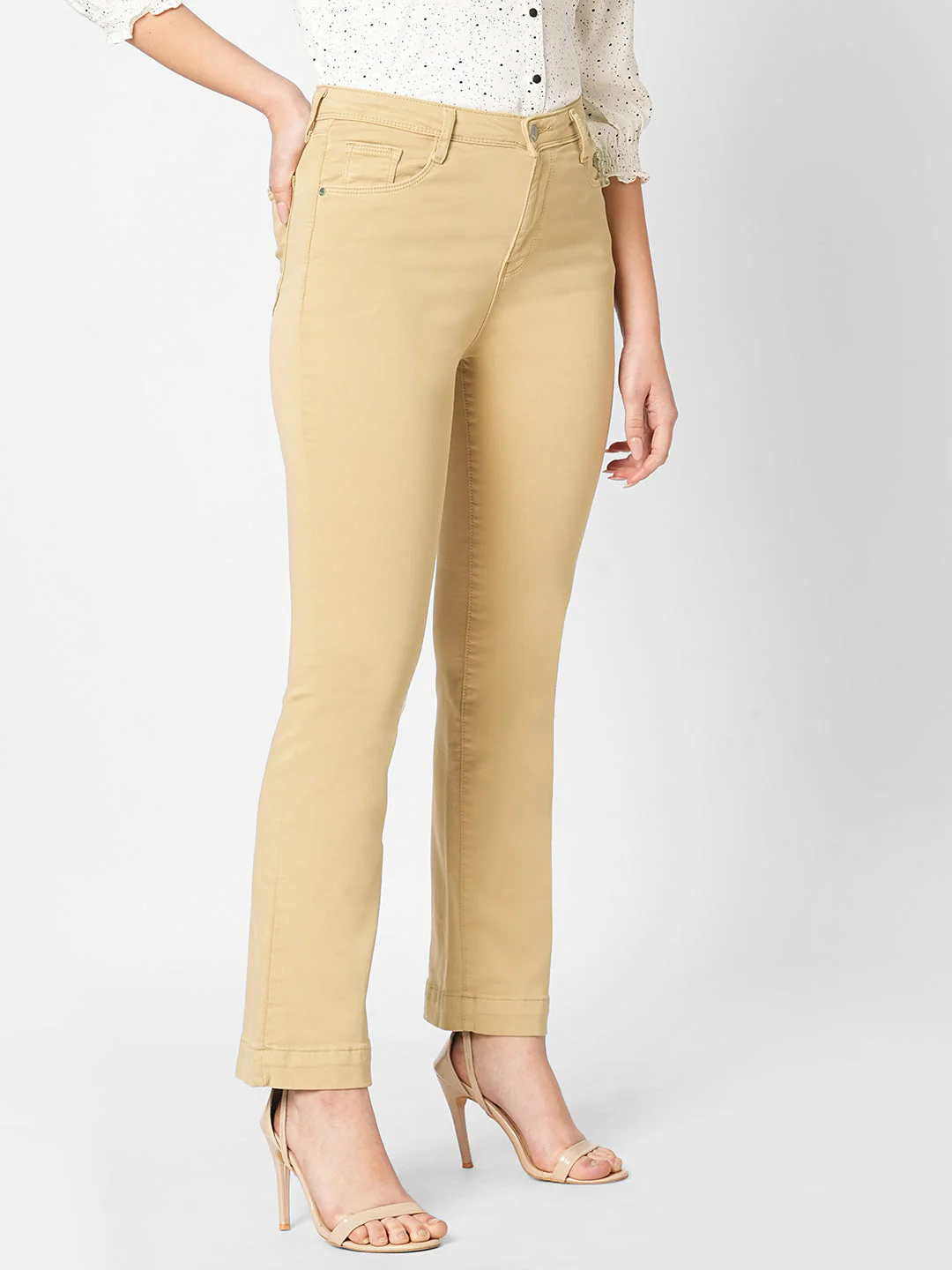 Women High-Rise Flare Jeans - Image 5