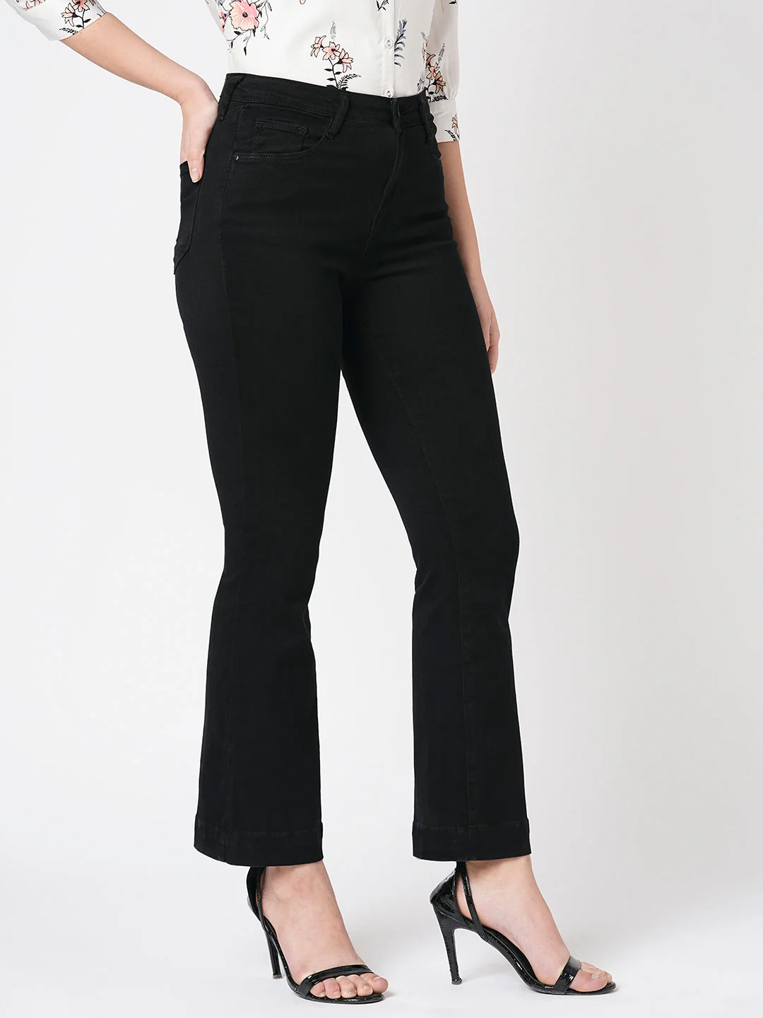 Women High-Rise Flare Jeans - Image 5
