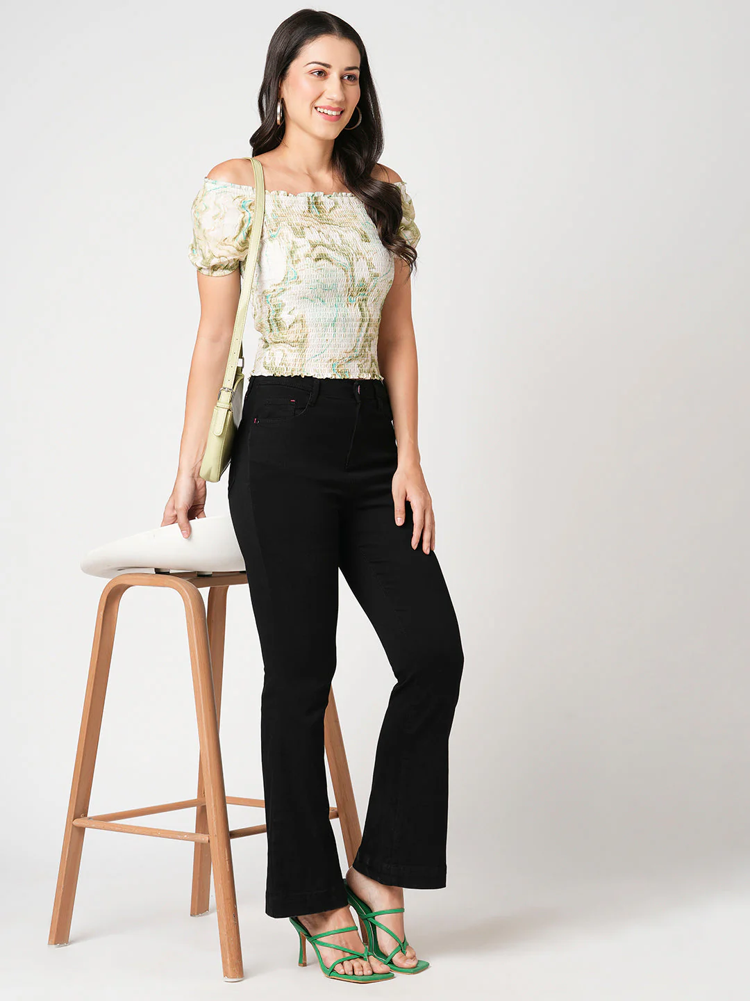 Women High-Rise Flare Jeans - Image 4