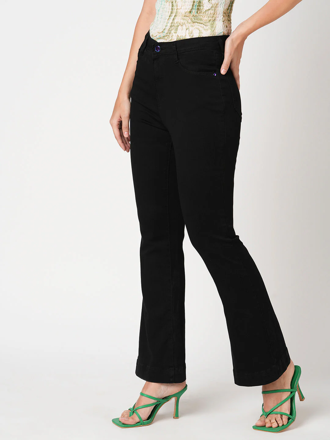 Women High-Rise Flare Jeans - Image 5