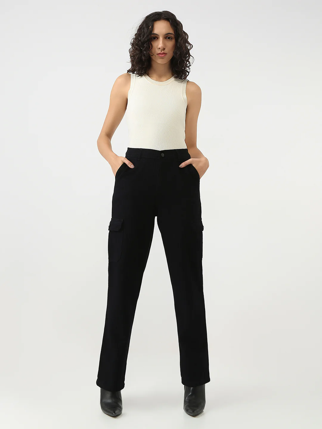 Women High-Rise Loose Fit Cargo - Image 4