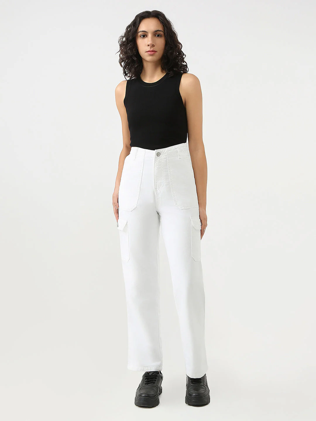 Women High-Rise Loose Fit Cargo - Image 4