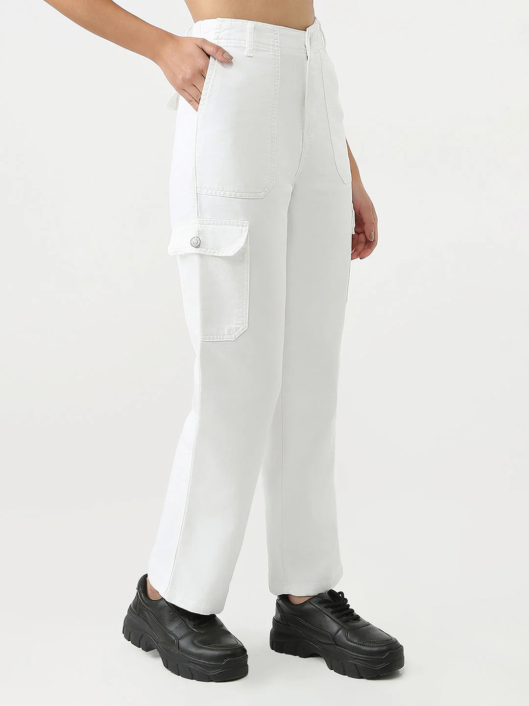 Women High-Rise Loose Fit Cargo - Image 6