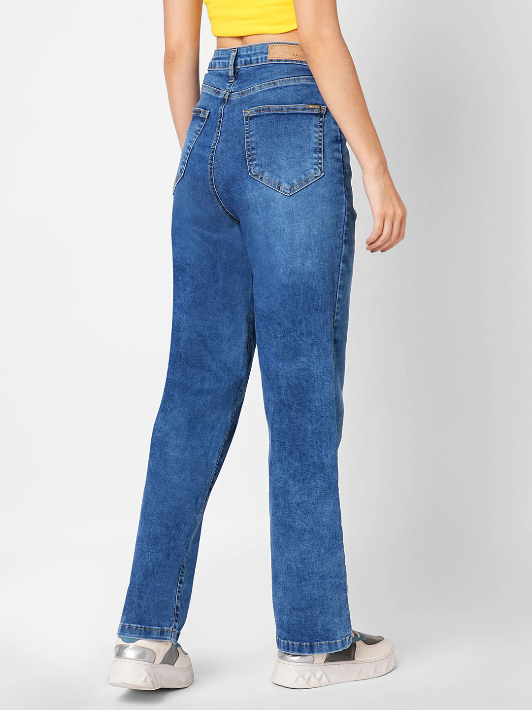 Women High-Rise Loose Straight Fit Jeans - Image 3