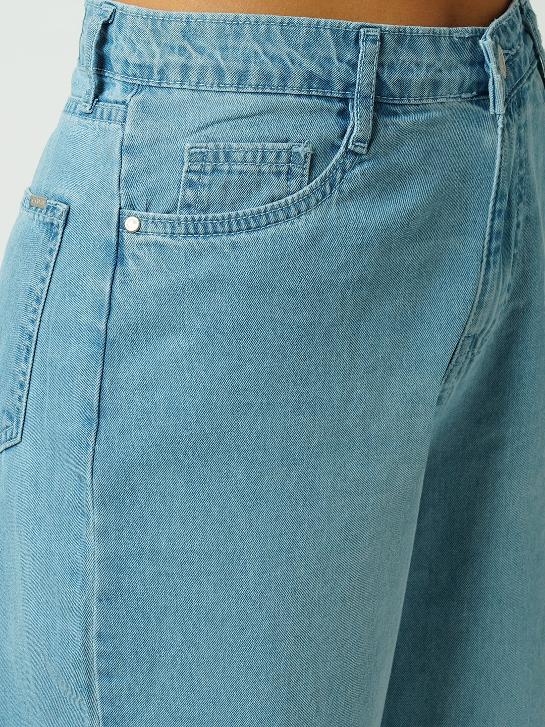 Women High-Rise Loose Straight Fit Jeans - Image 6