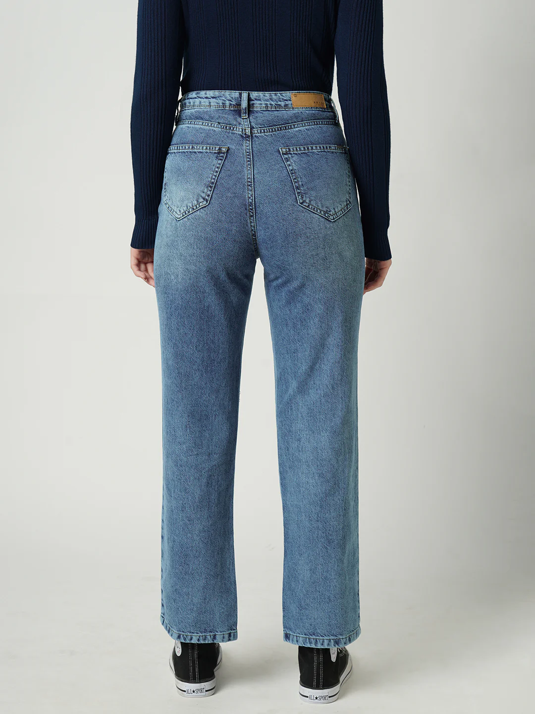Women High-Rise Loose Straight Jeans - Image 3