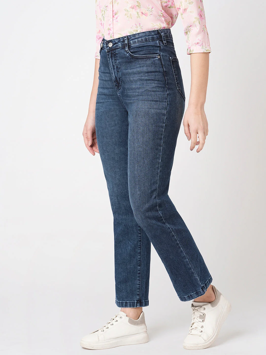 Women High-Rise Loose Straight Jeans - Image 6