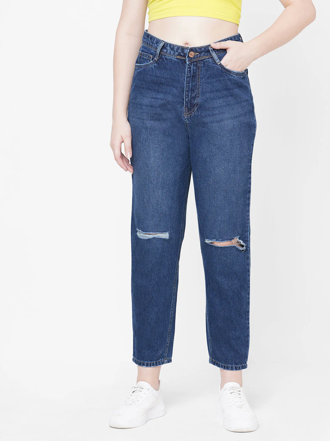 Women High-Rise Mom Fit Jeans - Image 2