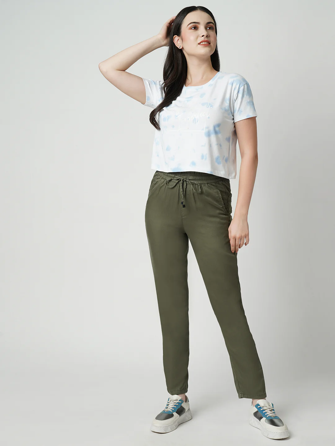 Women High-Rise Relaxed Fit Paper Bag Pants - Image 2