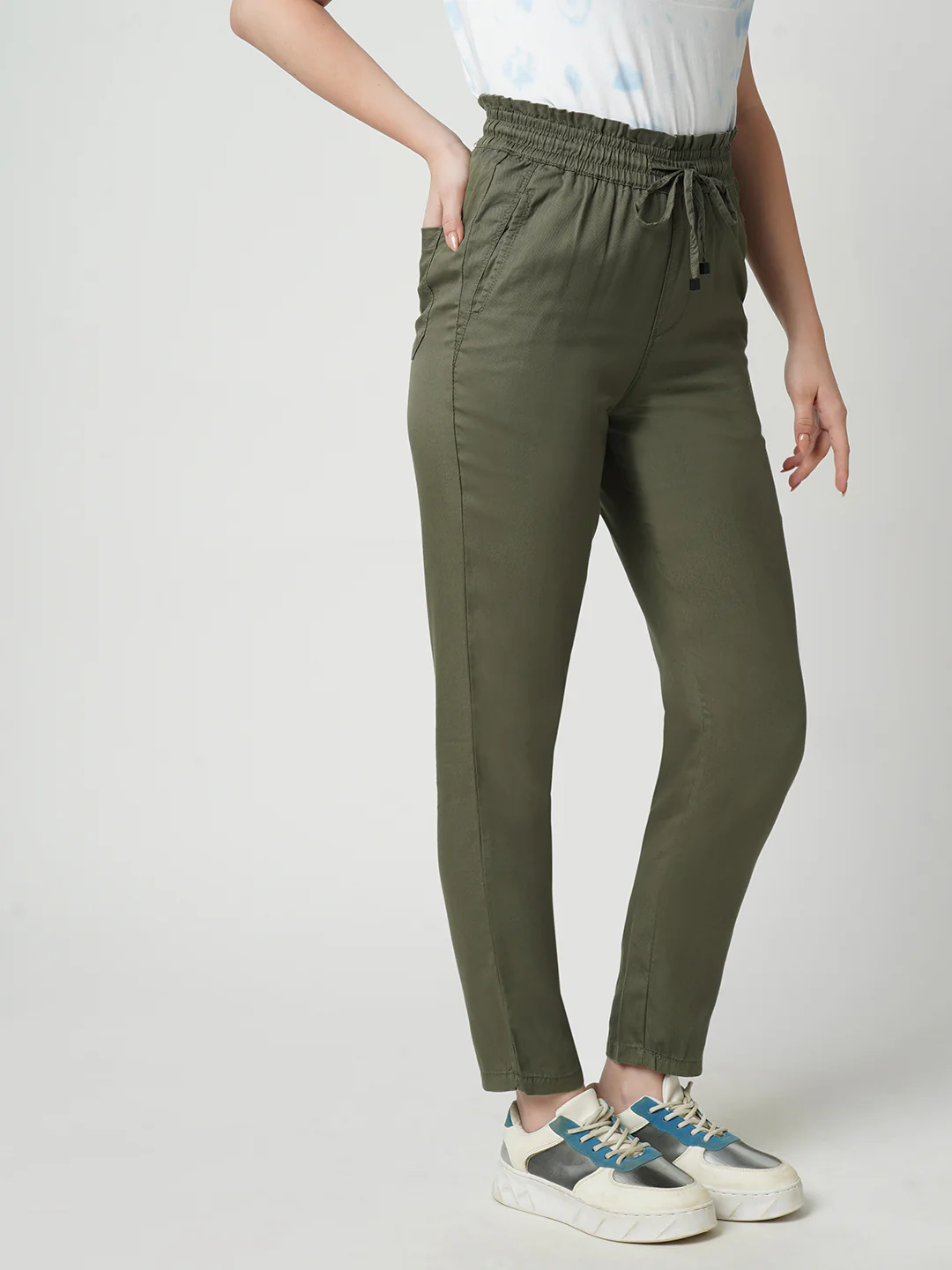 Women High-Rise Relaxed Fit Paper Bag Pants - Image 5