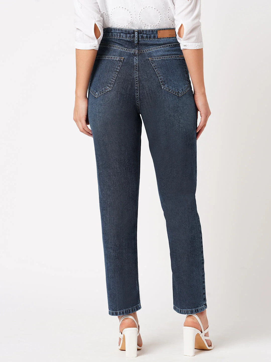 Women High-Rise Relaxed Straight Fit Jeans - Image 3