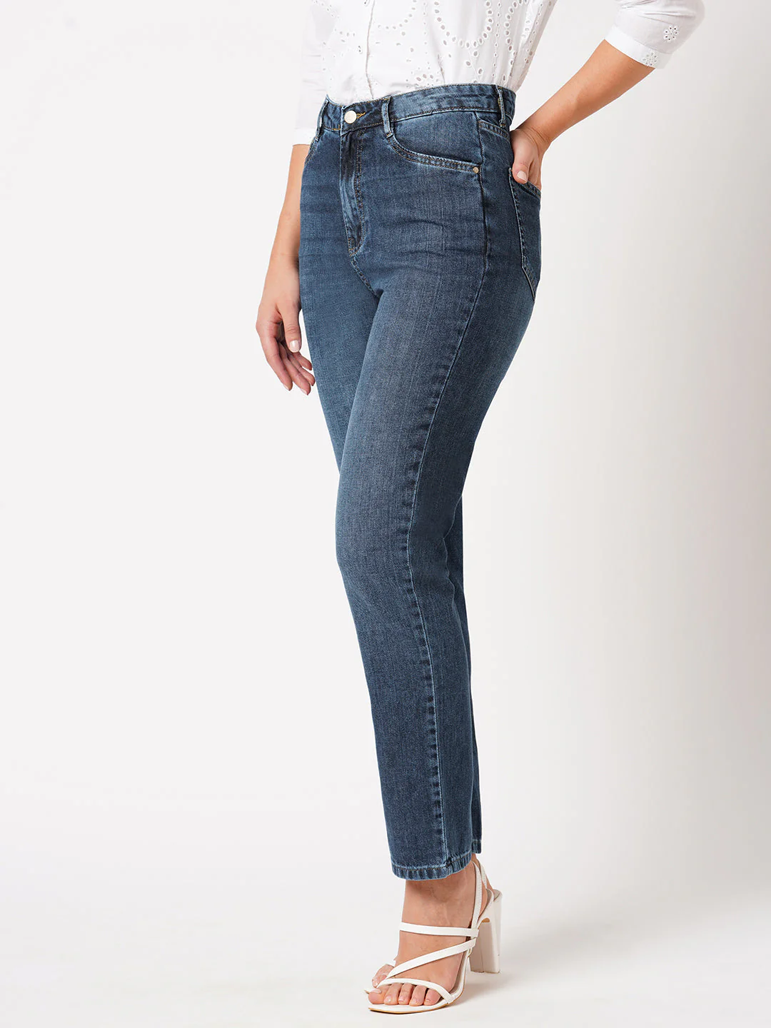 Women High-Rise Relaxed Straight Fit Jeans - Image 6