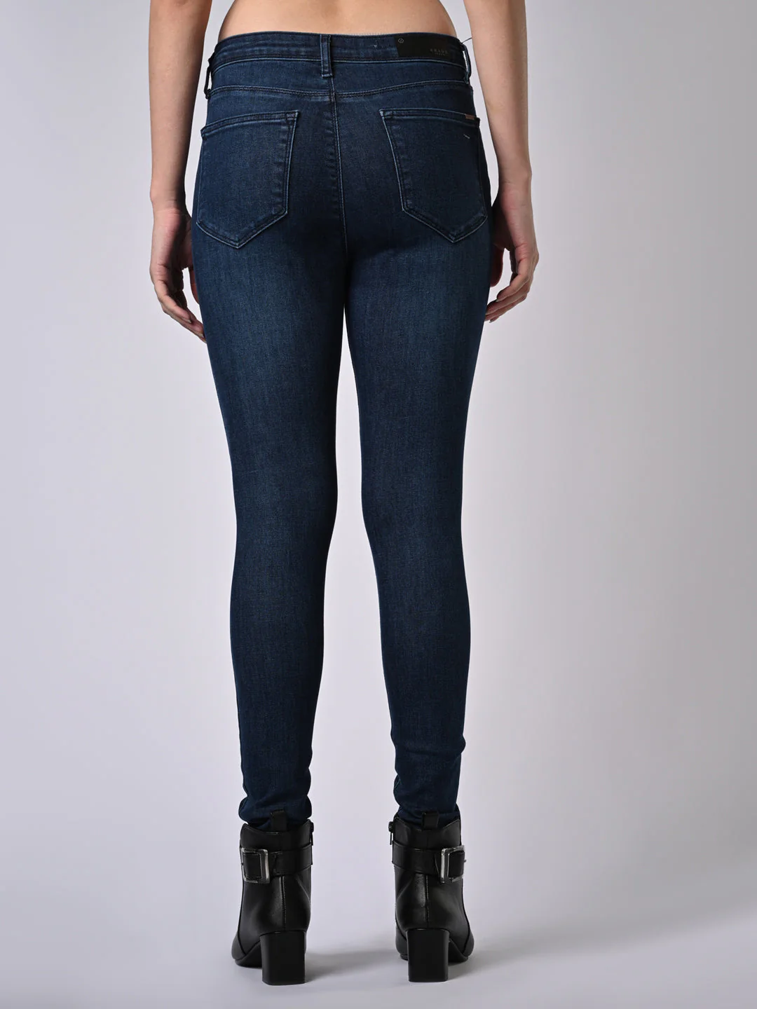 Women High-Rise Skinny Fit Jeans - Image 3