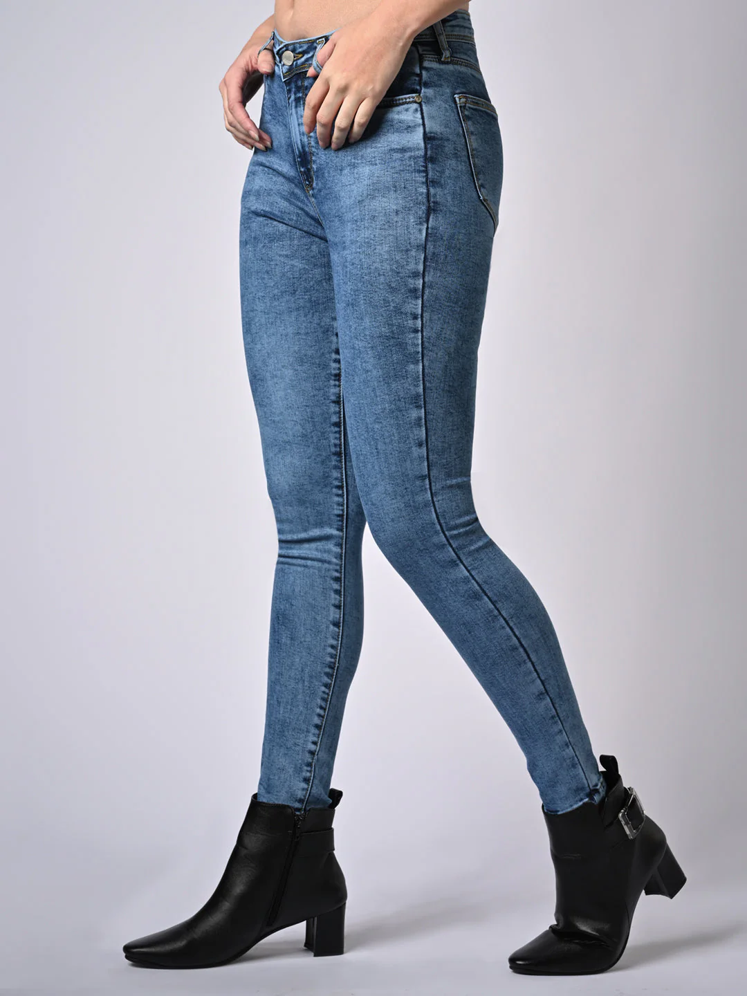 Women High-Rise Skinny Fit Jeans - Image 5