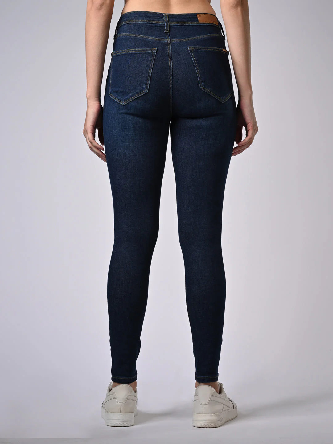 Women High-Rise Skinny Fit Jeans - Image 3