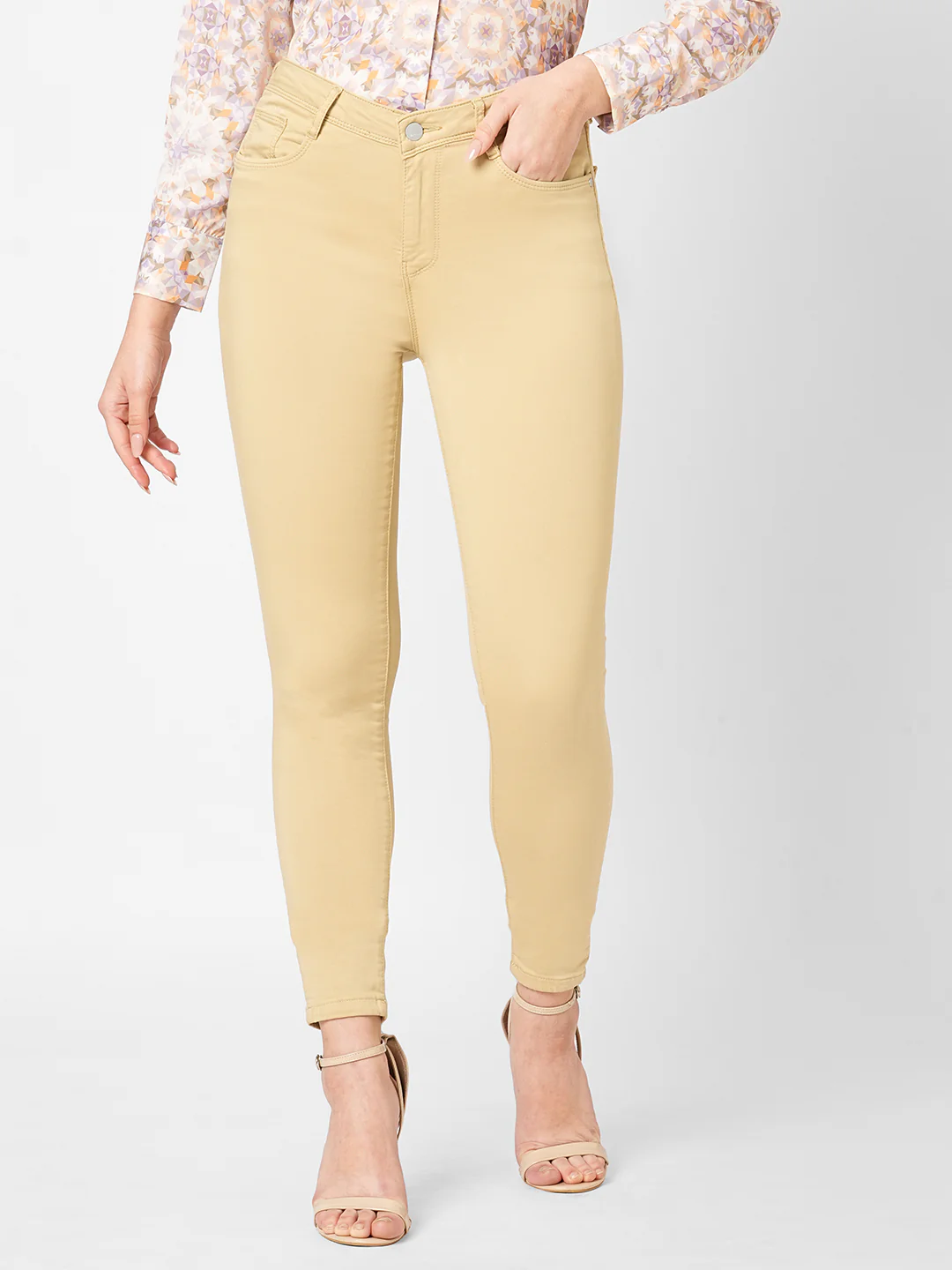 Women High-Rise Skinny Jeans