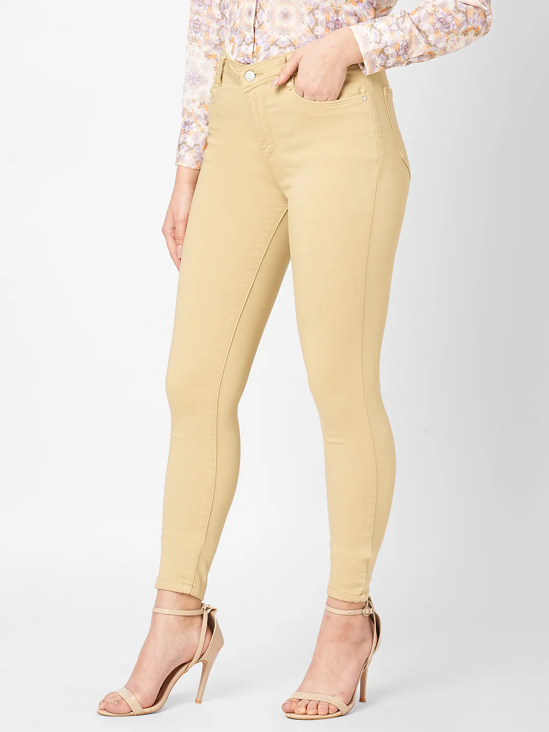 Women High-Rise Skinny Jeans - Image 5