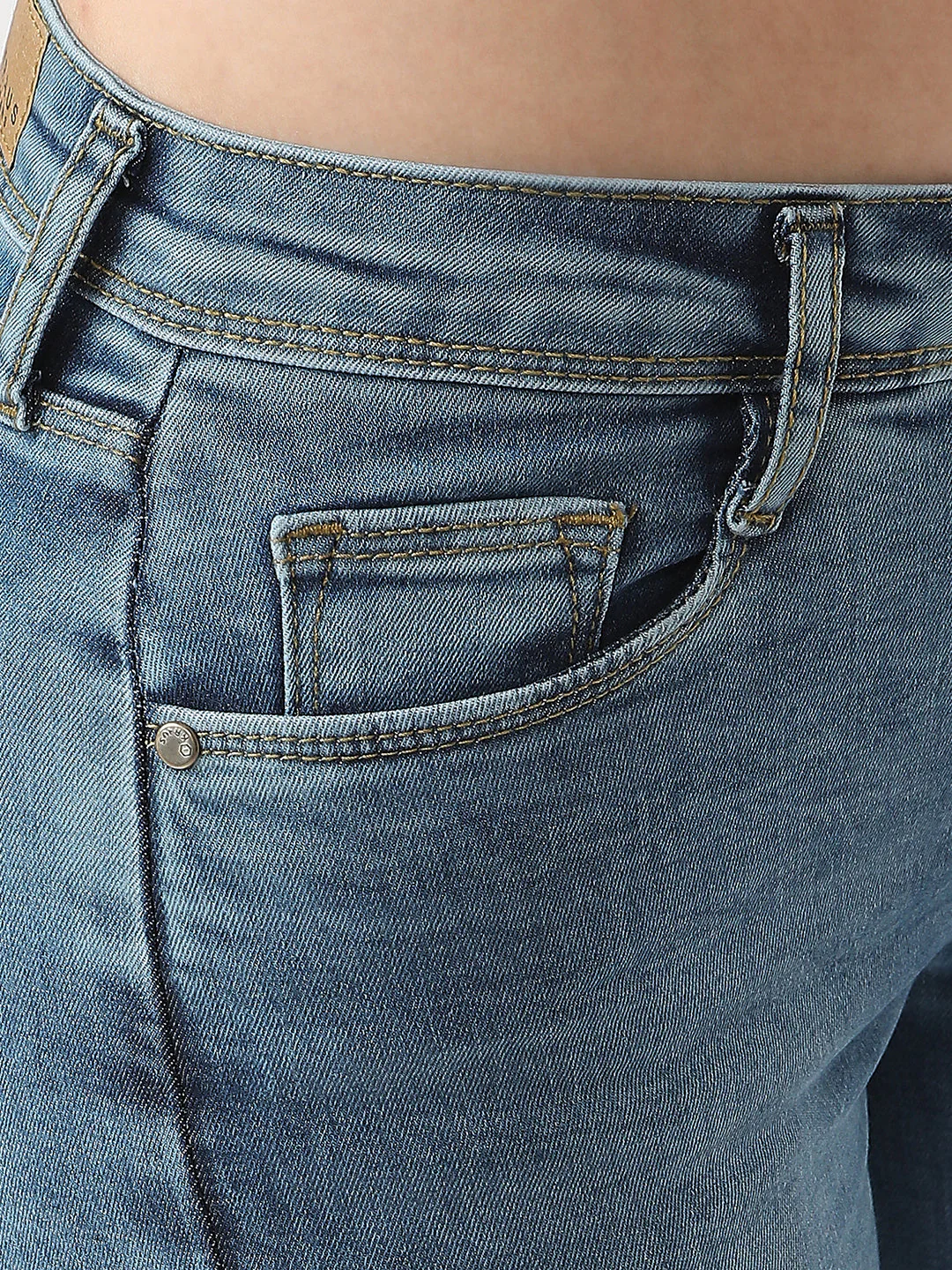 Women High-Rise Skinny Jeans - Image 6