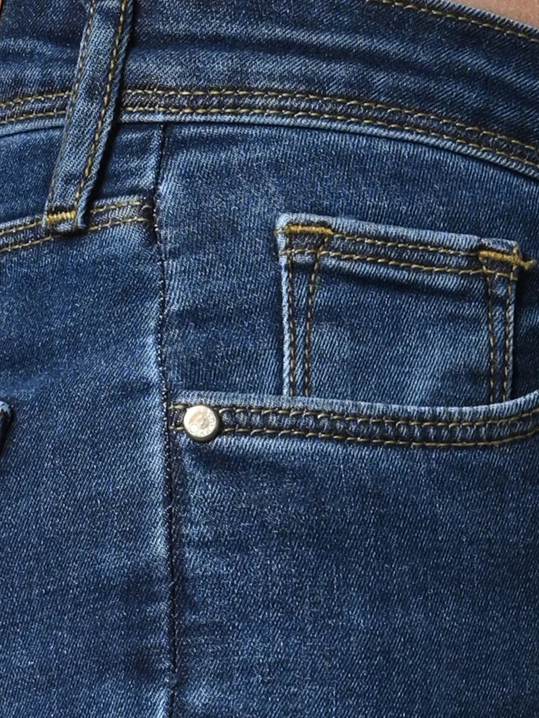 Women High-Rise Skinny Jeans - Image 6