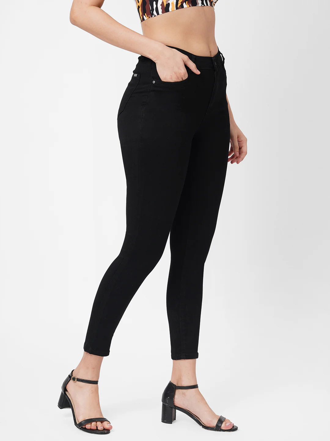 Women High-Rise Skinny Jeans - Image 7
