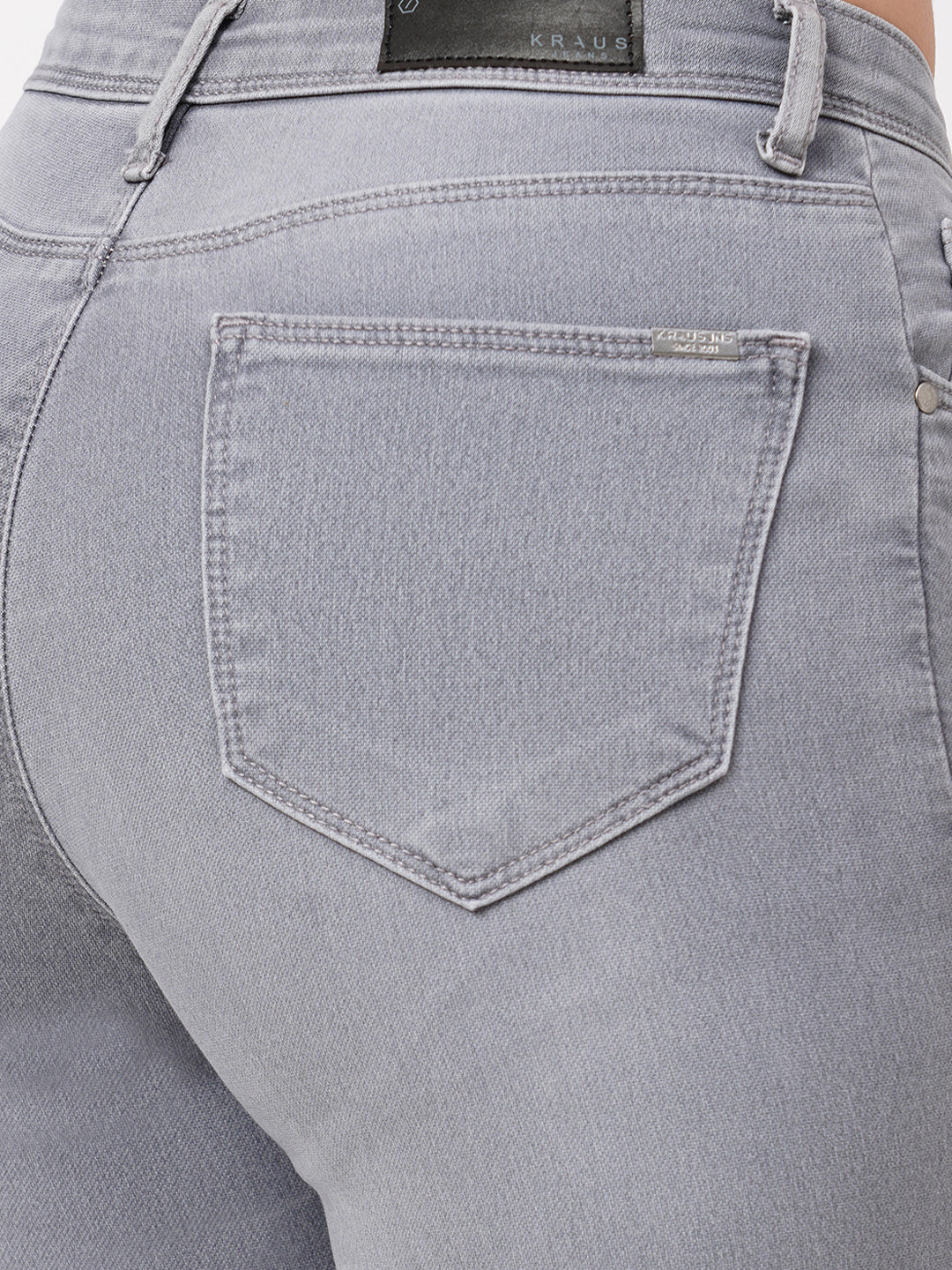 Women High-Rise Skinny Jeans - Image 4
