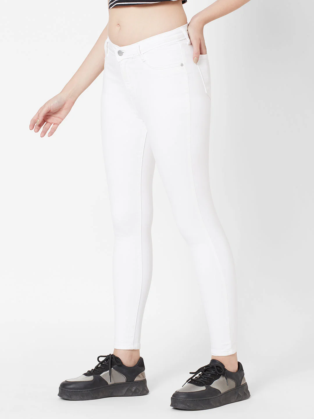 Women High-Rise Skinny Jeans - Image 5