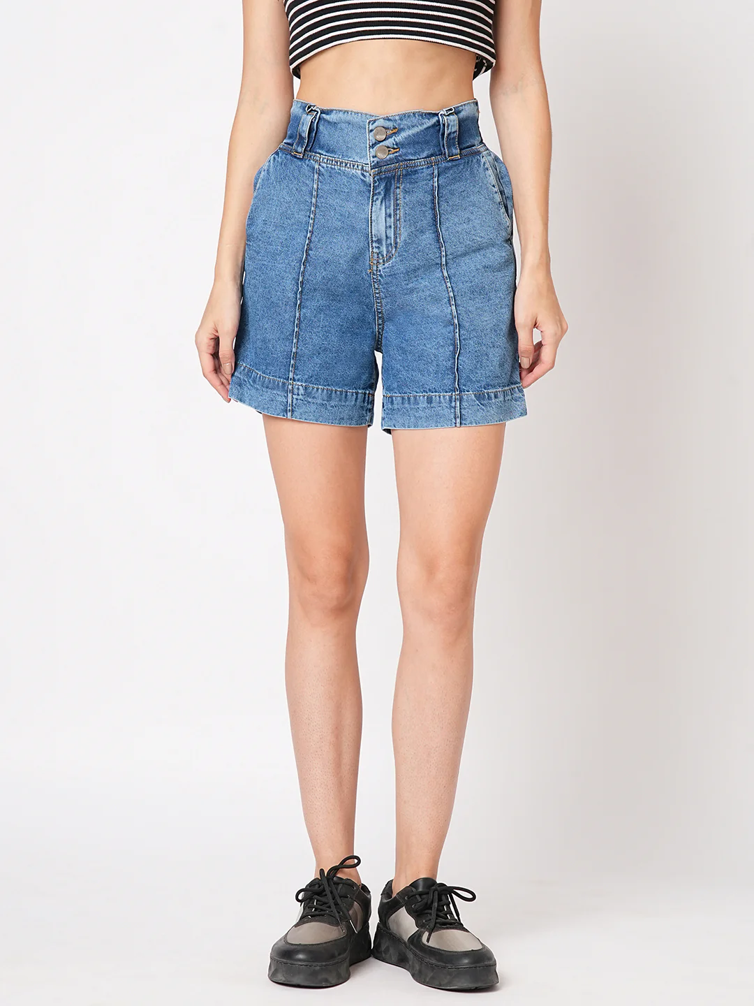 Women High-Rise Slim Fit Shorts - Image 2