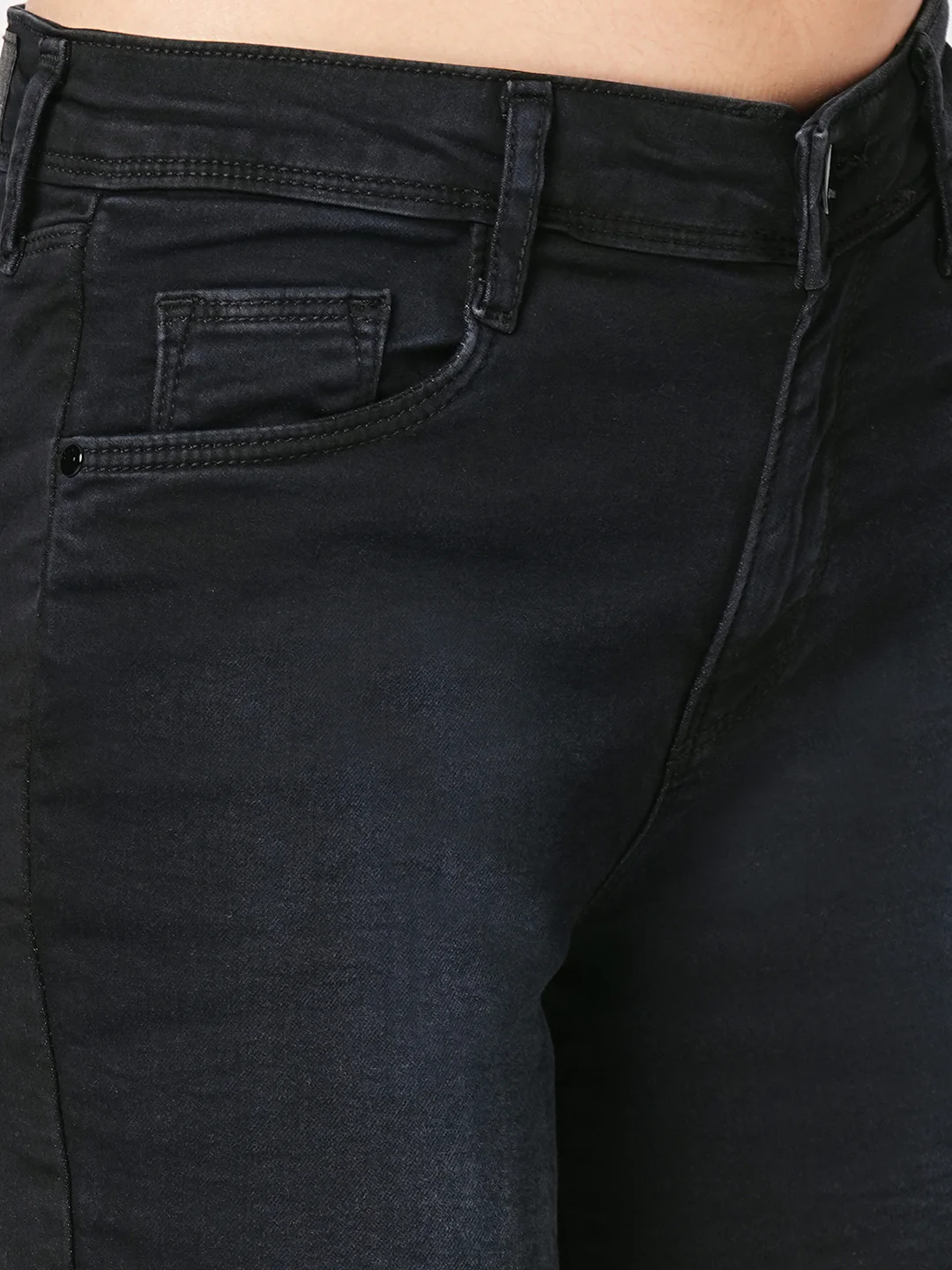 Women High-Rise Slim Fit Shorts - Image 6