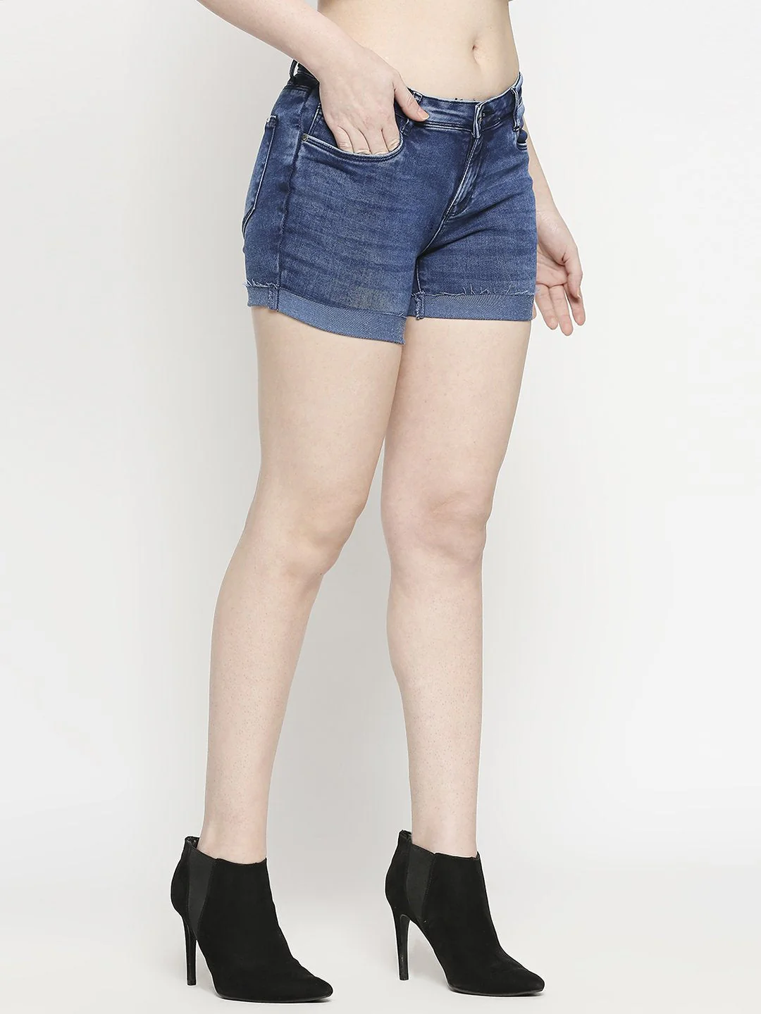 Women High-Rise Slim Fit Shorts - Image 5