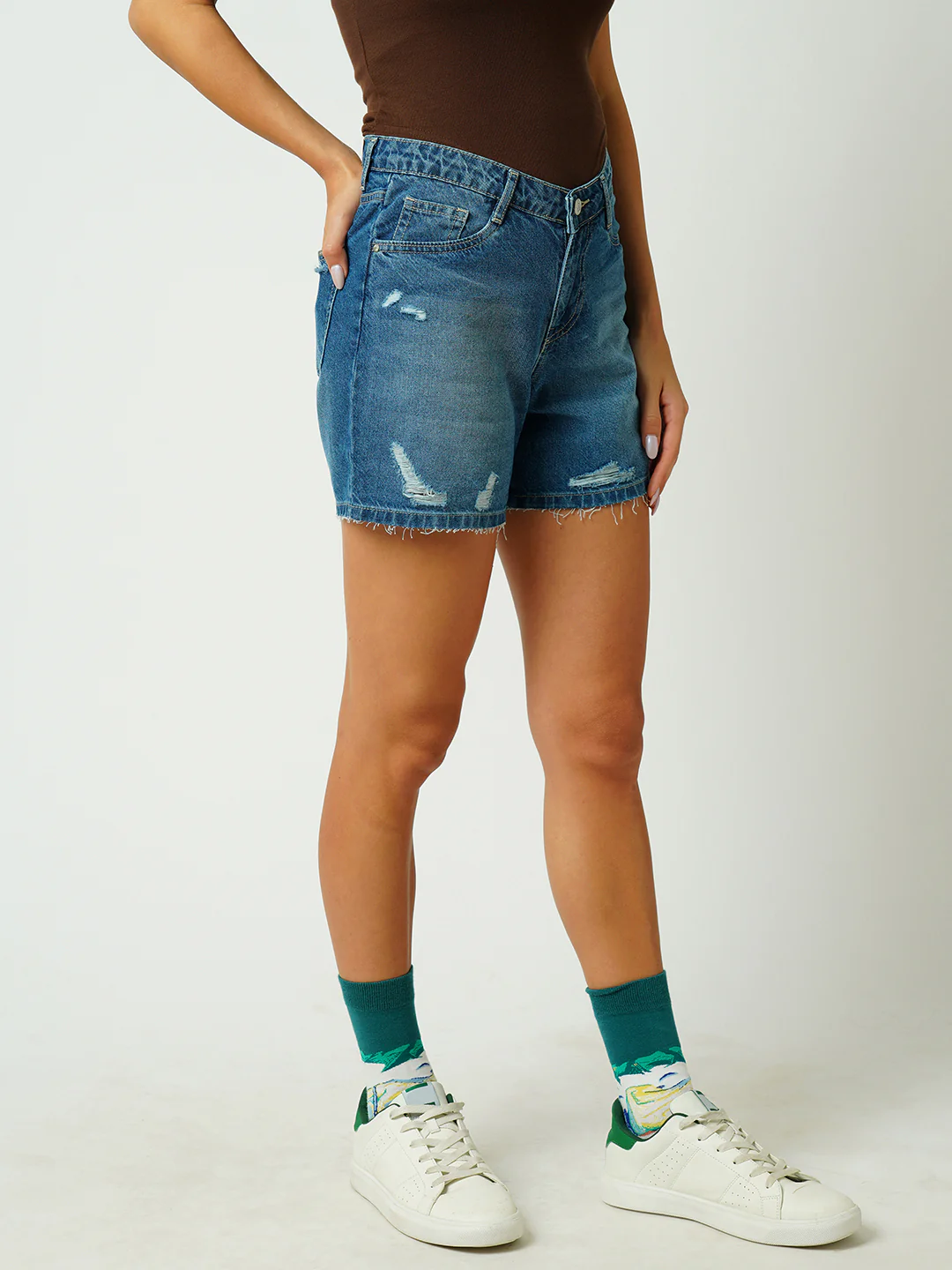 Women High-Rise Slim Shorts - Image 5