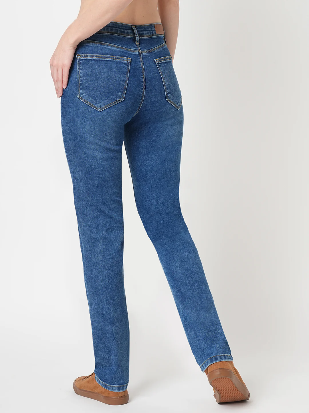 Women High-Rise Slim Straight Fit Jeans - Image 3