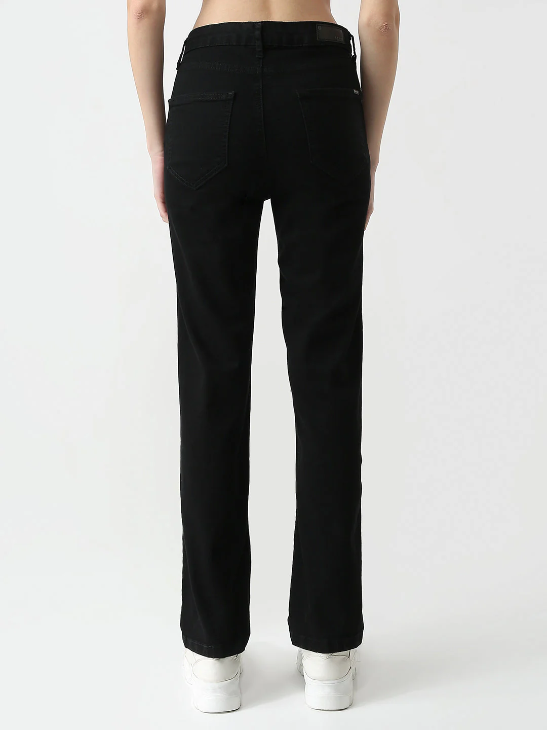 Women High-Rise Slim Straight Fit Jeans - Image 3