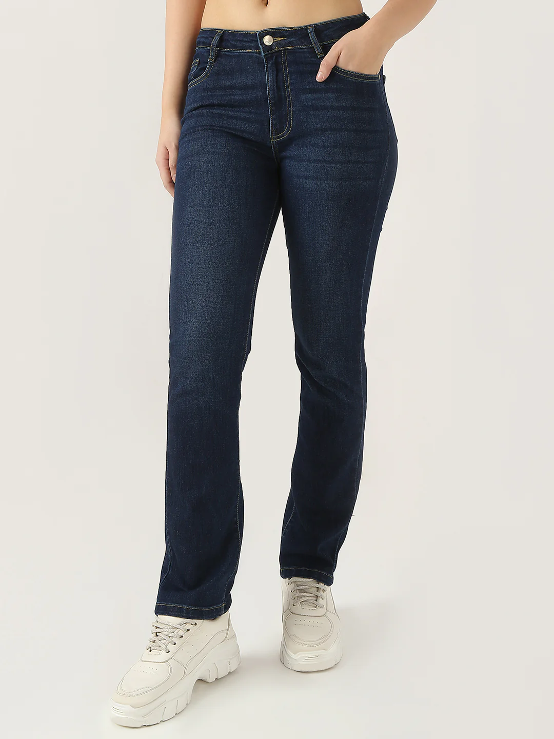Women High-Rise Slim Straight Fit Jeans - Image 2