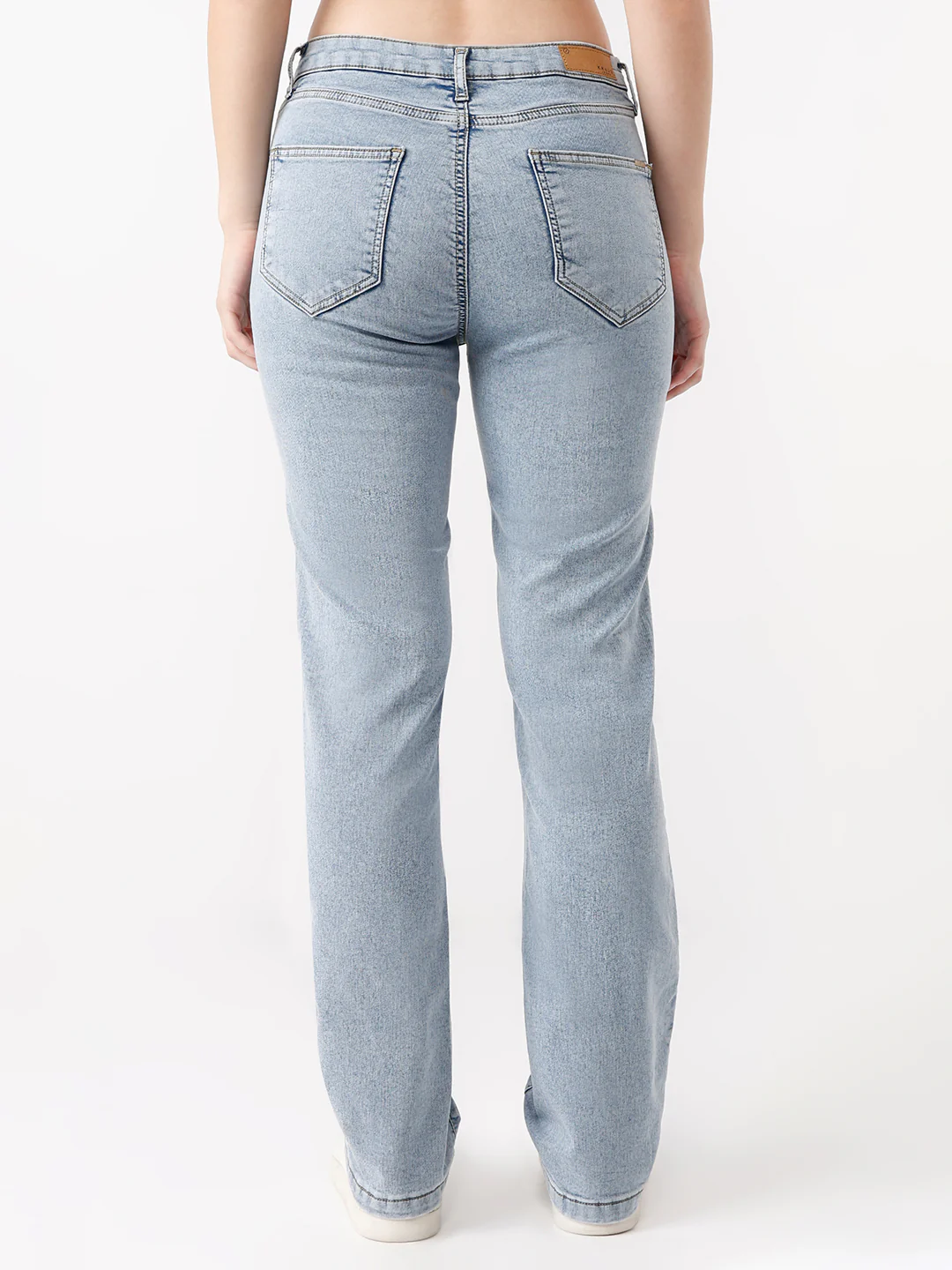 Women High-Rise Slim Straight Fit Jeans - Image 3